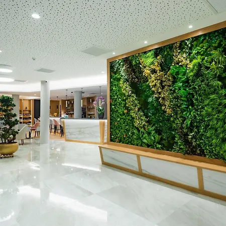 Отель Brit Paris Orly Rungis