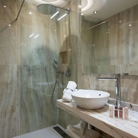 Brit Paris Orly Rungis Отель 4*