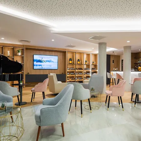 Отель Brit Paris Orly Rungis 4*