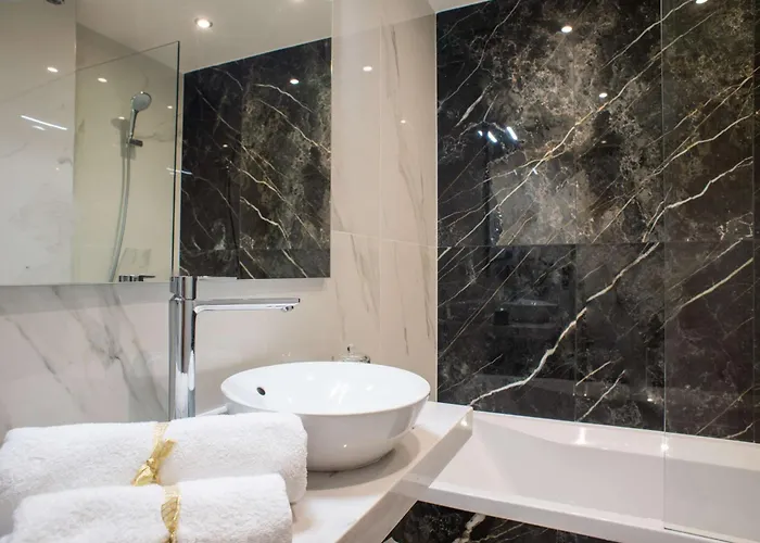 Brit Paris Orly Rungis Otel