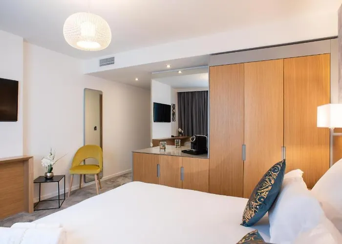 Otel Brit Paris Orly Rungis 4*